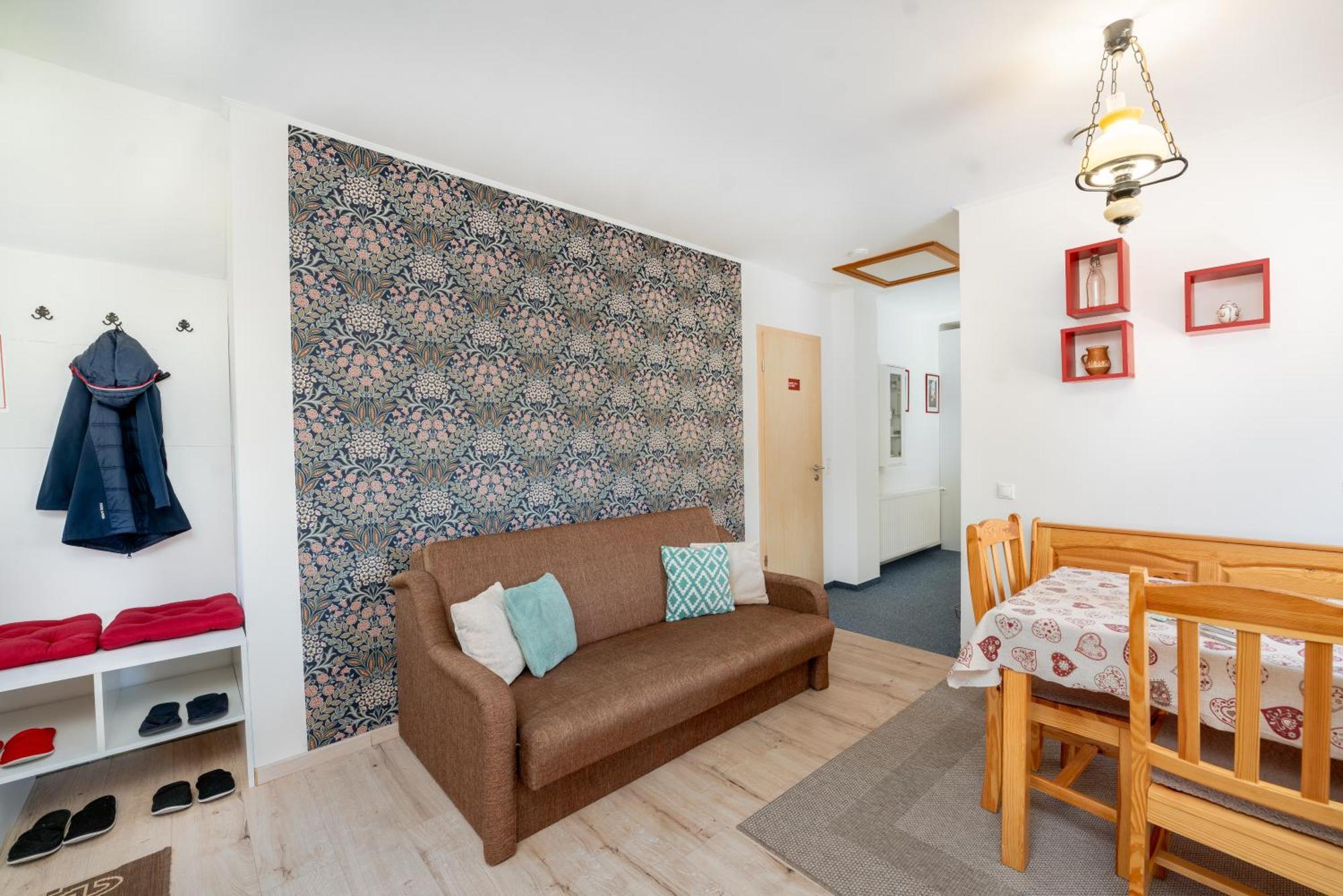 Rozmaring Vendeghaz Hotell Zengővárkony Exteriör bild